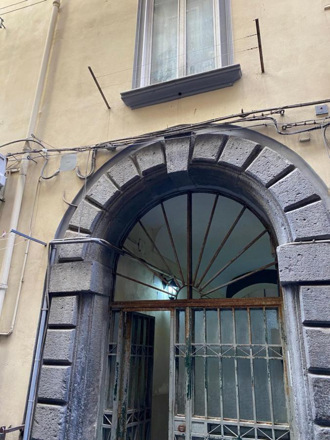 Ferienwohnung Casa Kamalei, Tra Plebiscito E Lungomare Neapel Exterior foto