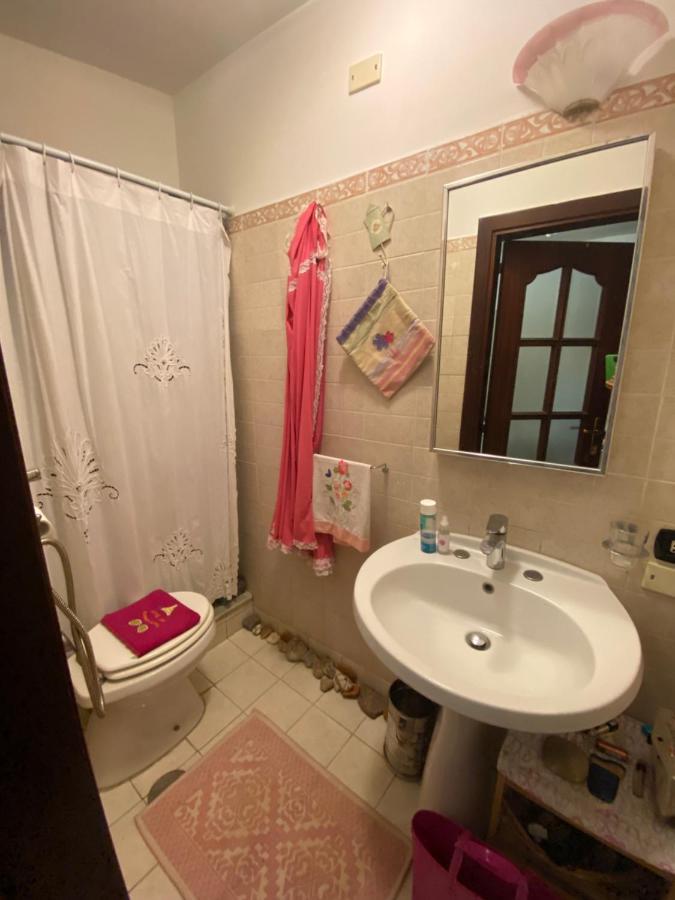 Ferienwohnung Casa Kamalei, Tra Plebiscito E Lungomare Neapel Exterior foto
